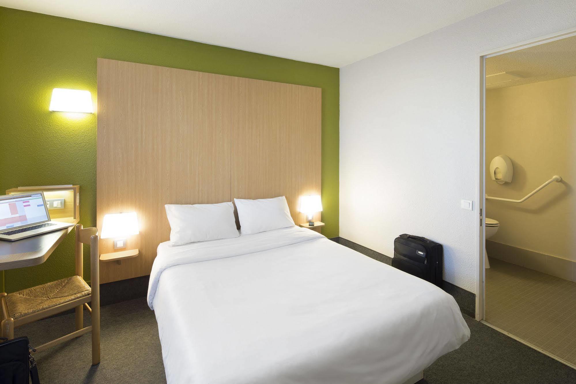 B&B Hotel Dieppe Saint-Aubin-sur-Scie Eksteriør bilde